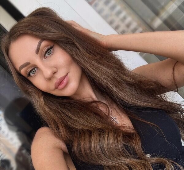 Яна