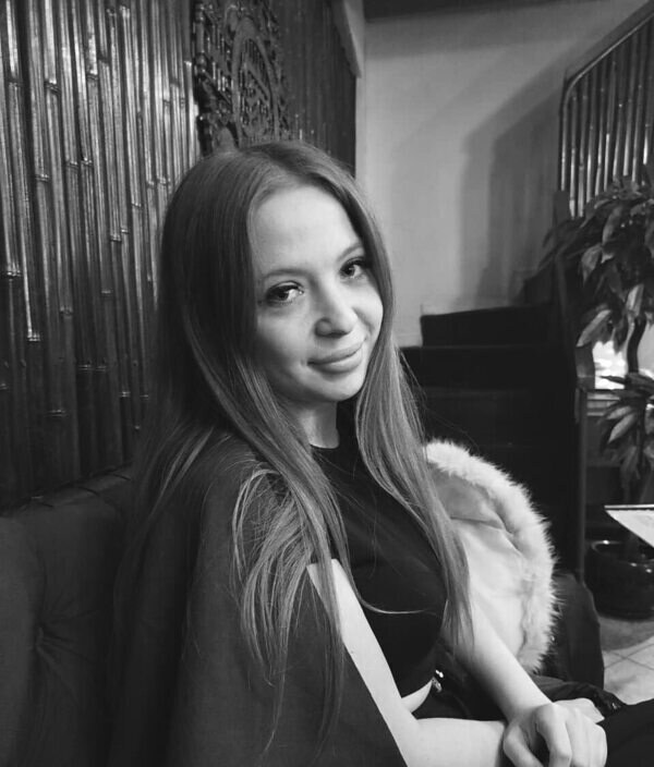 Алина