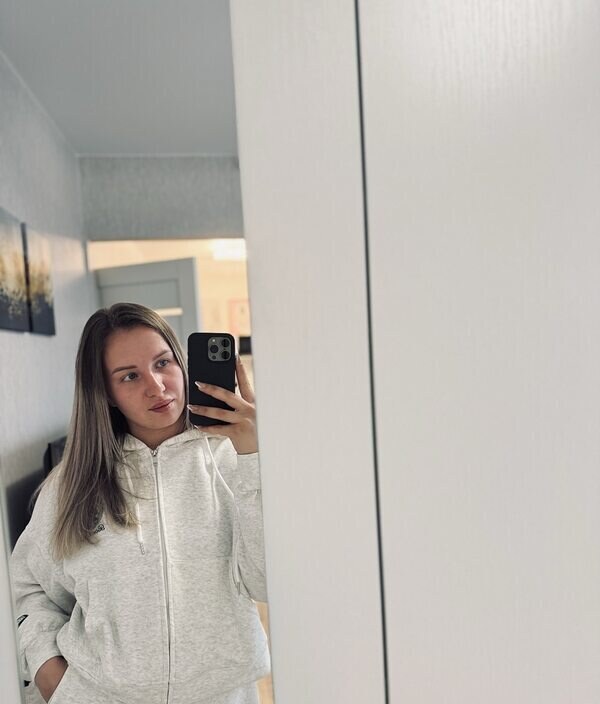 Яна
