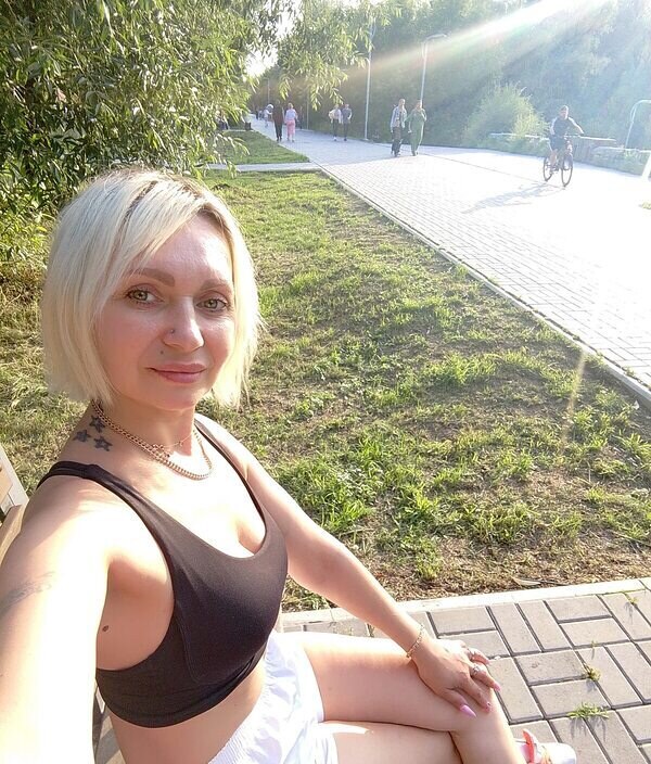 Ева