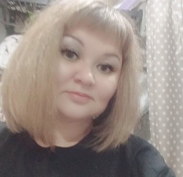 Оленька