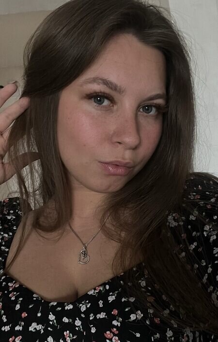 Яна