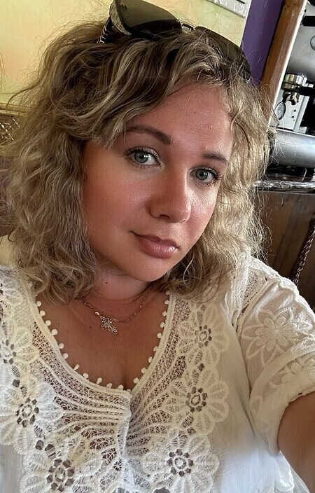 Анна