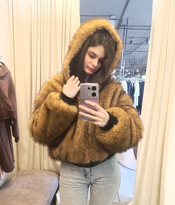 София