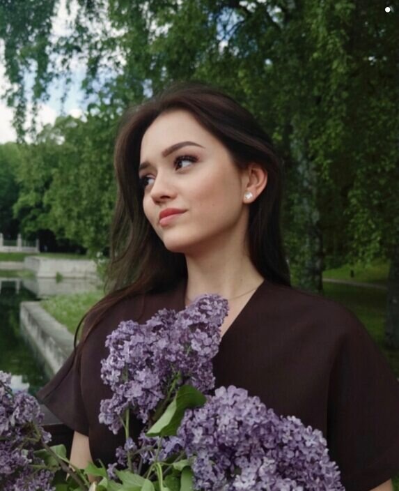 Полина
