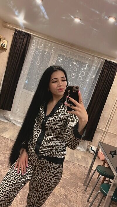 Полина