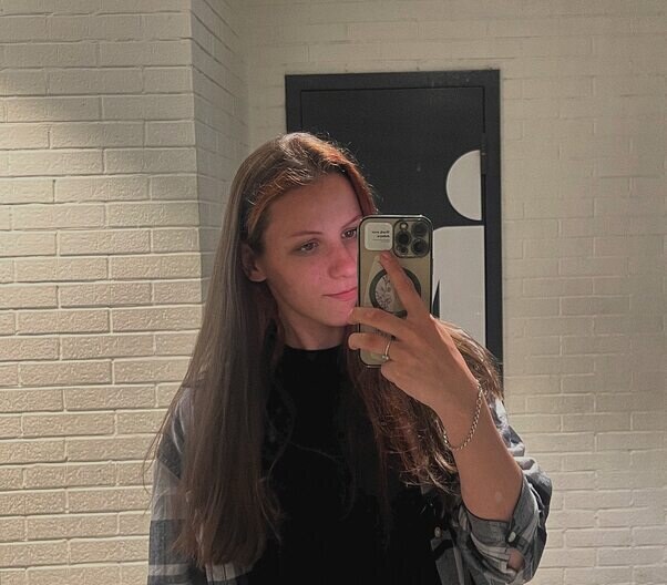 Полина
