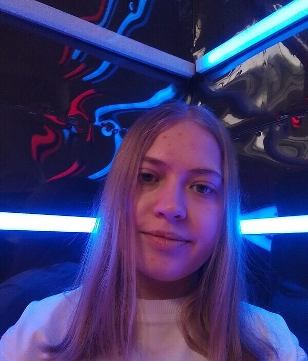 Аня