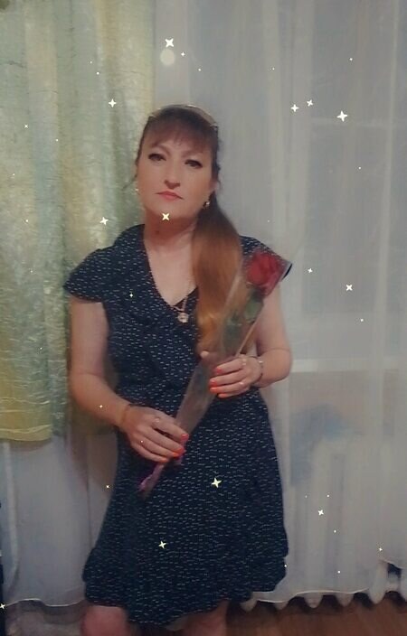 Оля