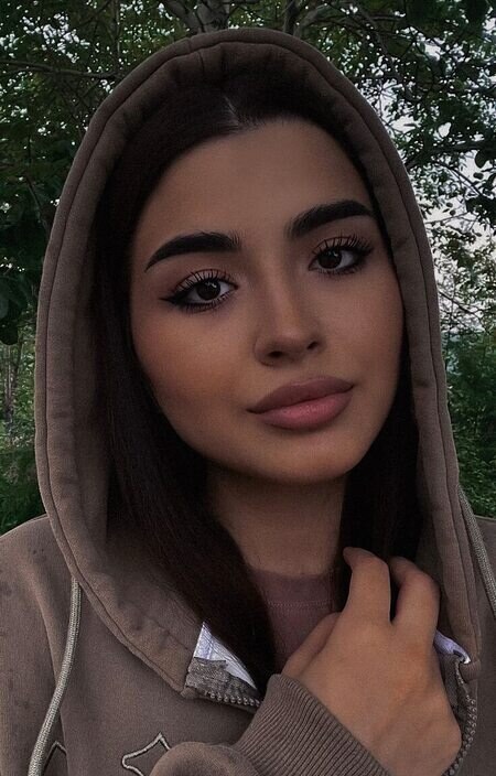 Мила