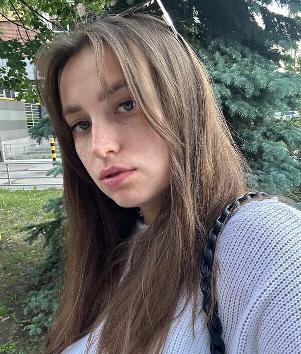 Полина