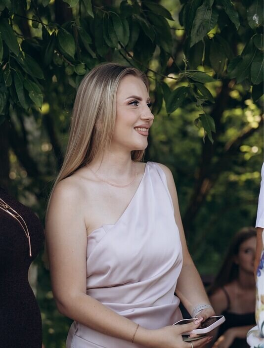 Алина