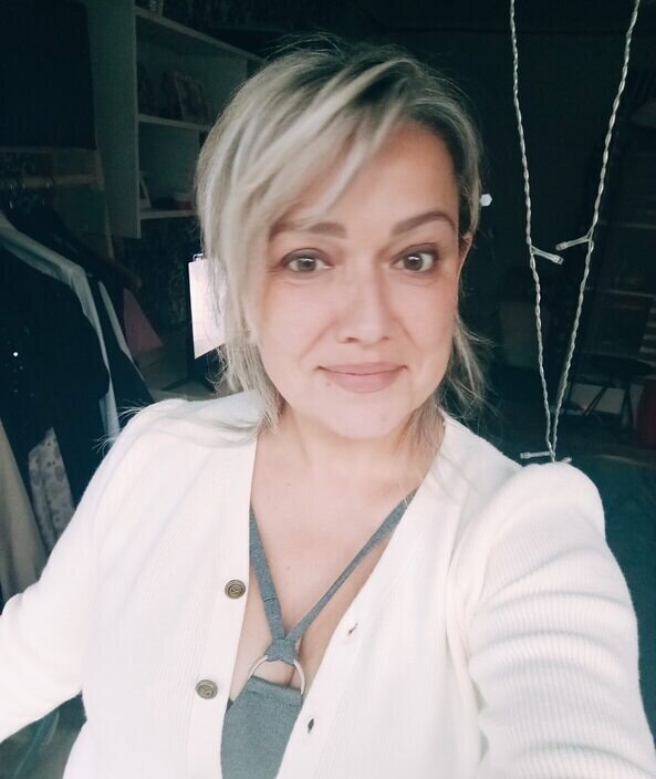 Яна