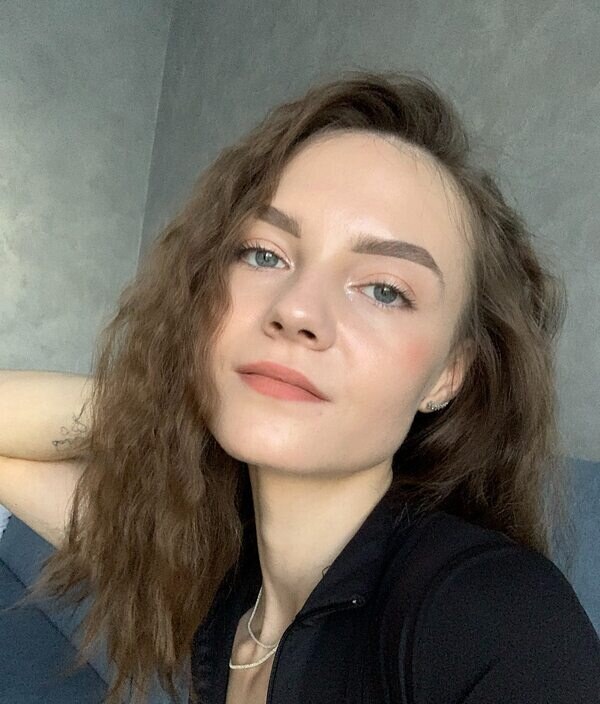 Полина