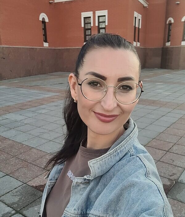 Таня
