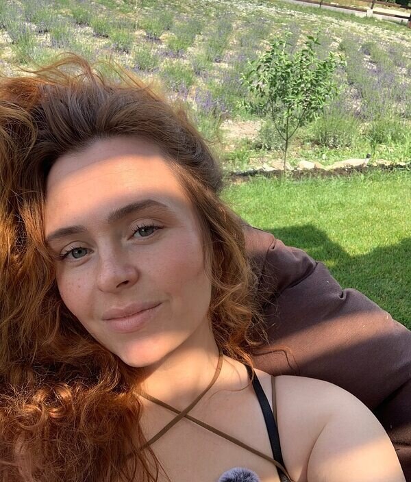 Яна