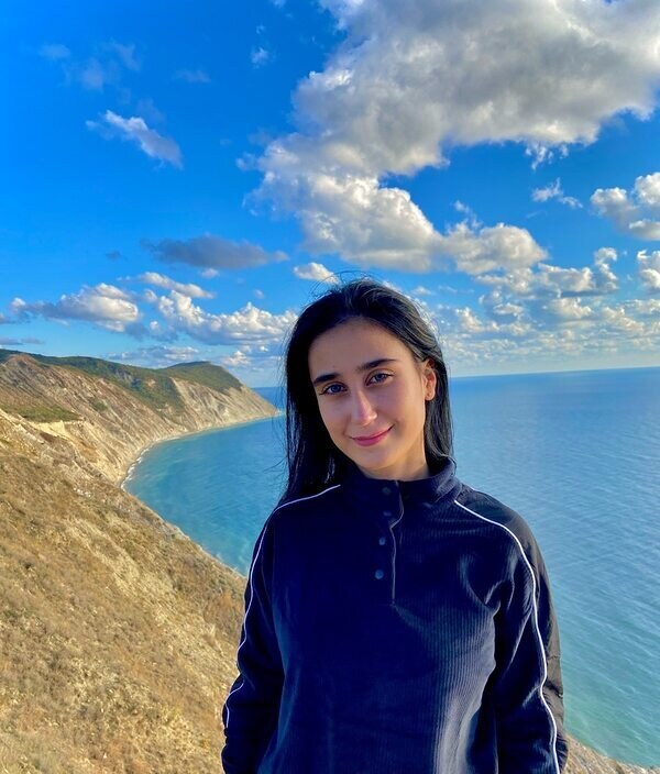 Алина