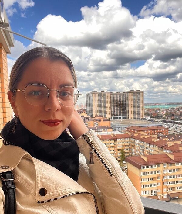 Аня