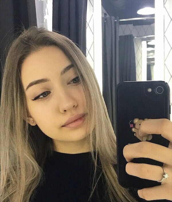 Валя