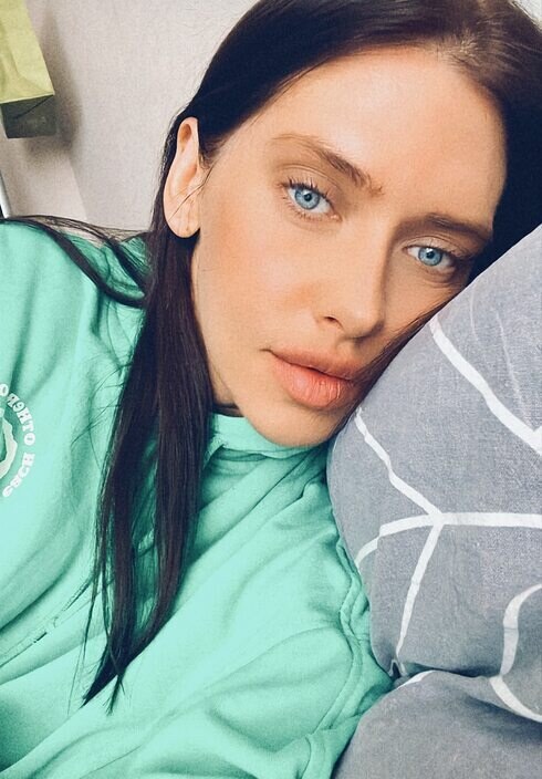 Аня