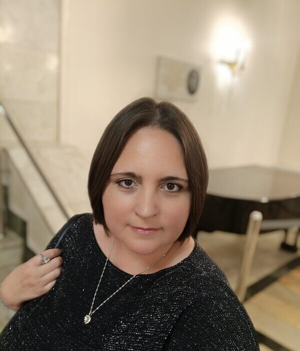 Полина