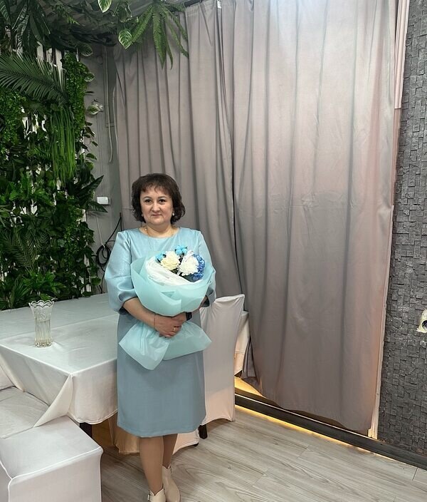 Алина