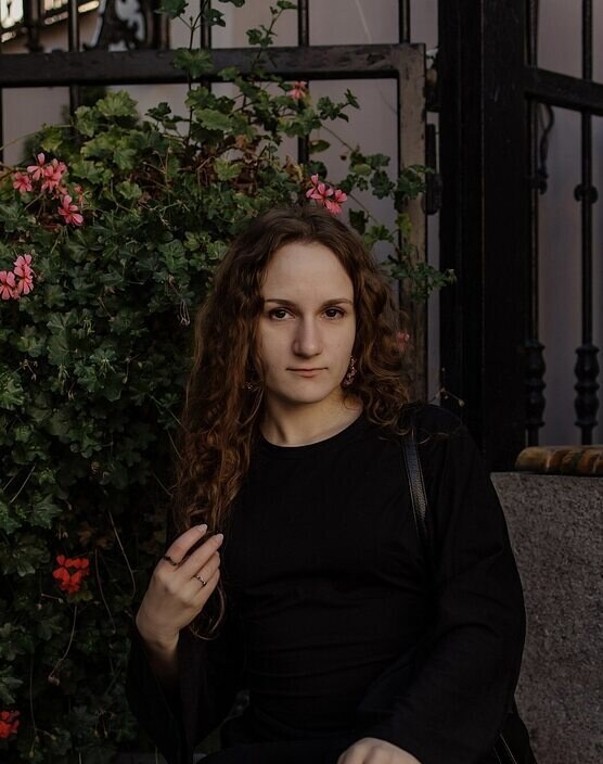 Полина