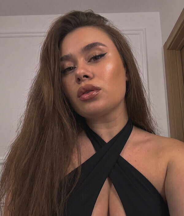 Алина