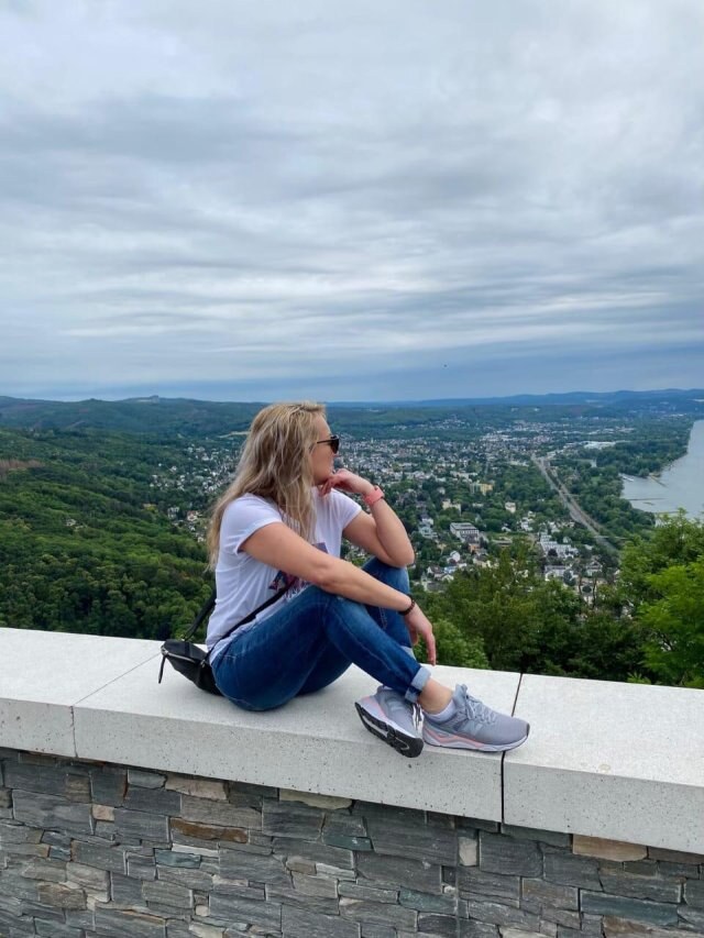 Лола