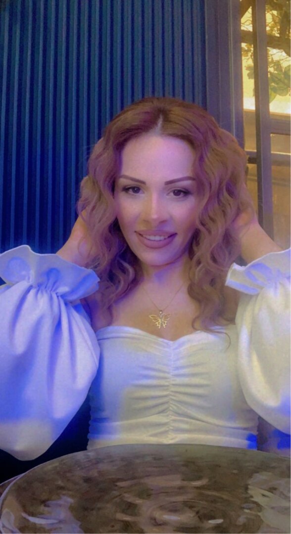 Aня