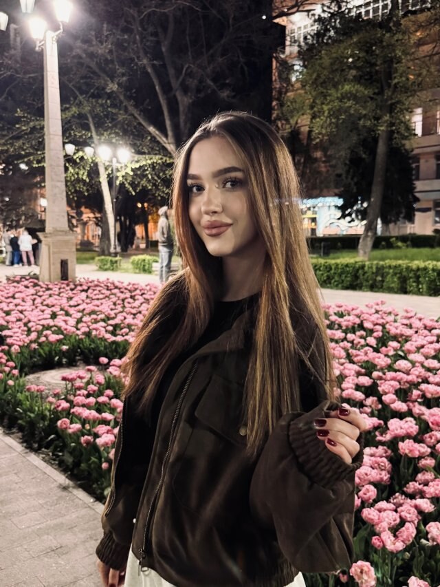 Юля