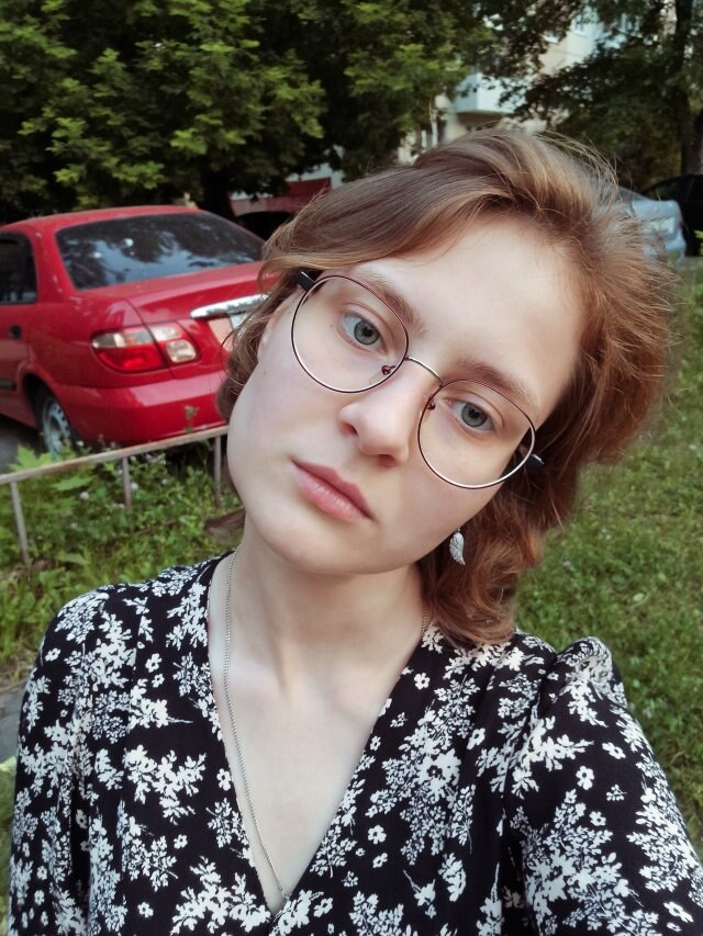 Ли