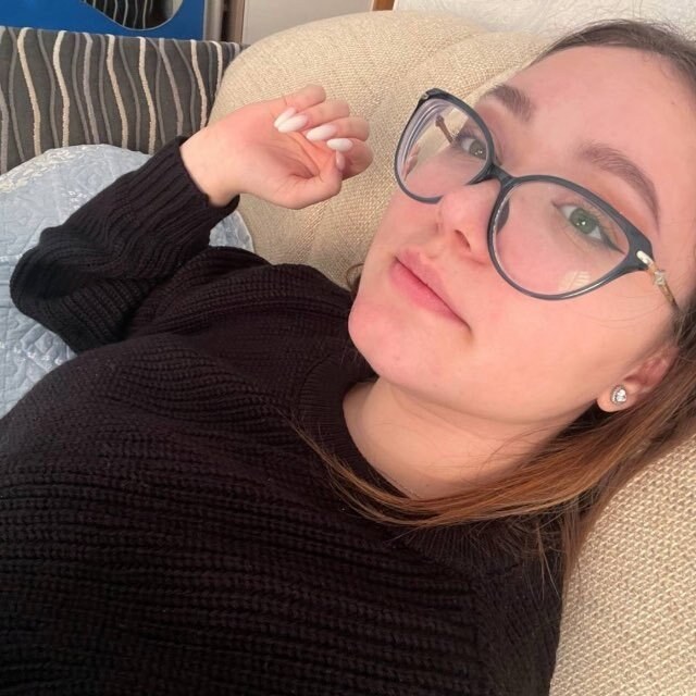 Аня