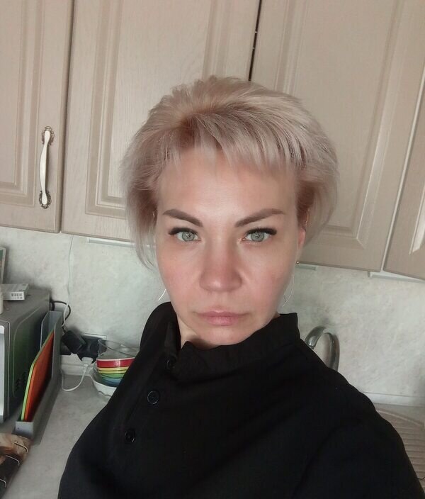 Е И