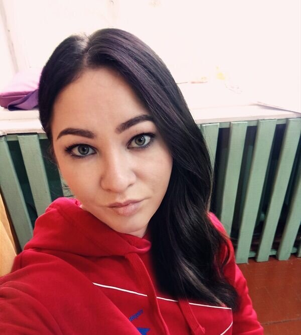 Надя