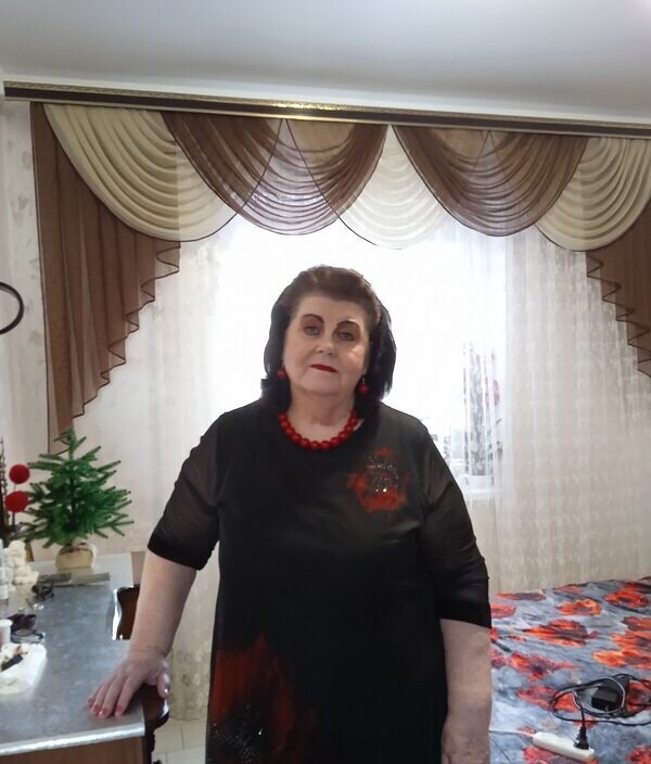 Надя