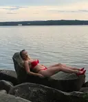 Аня
