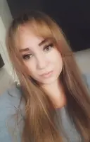 Оля