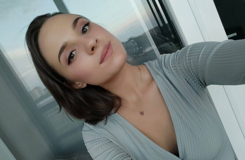 Викуся