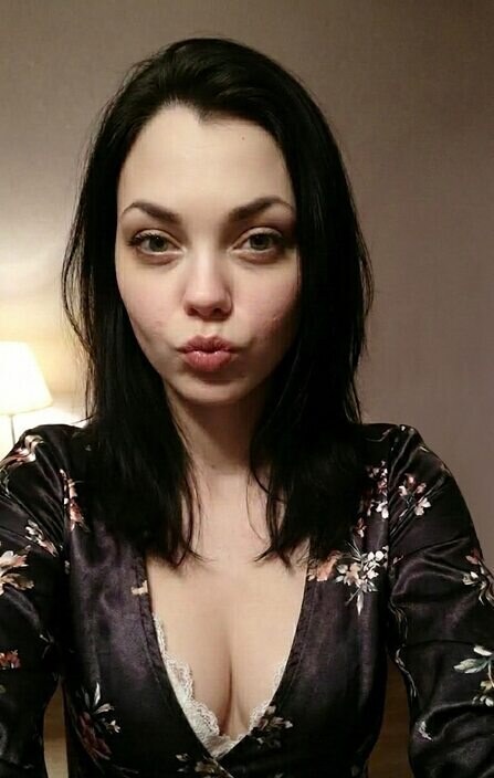 Оленька