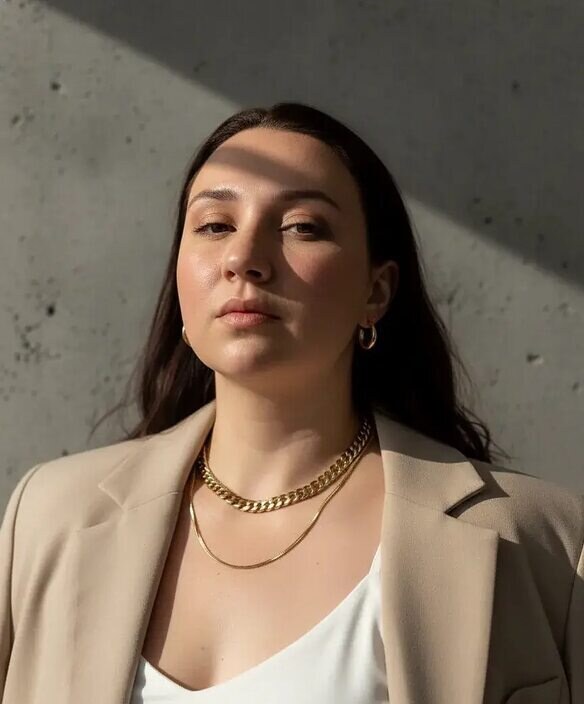 Полина