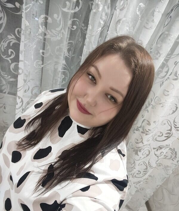 Аня