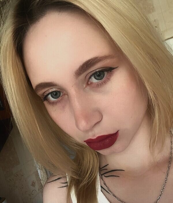 Юля
