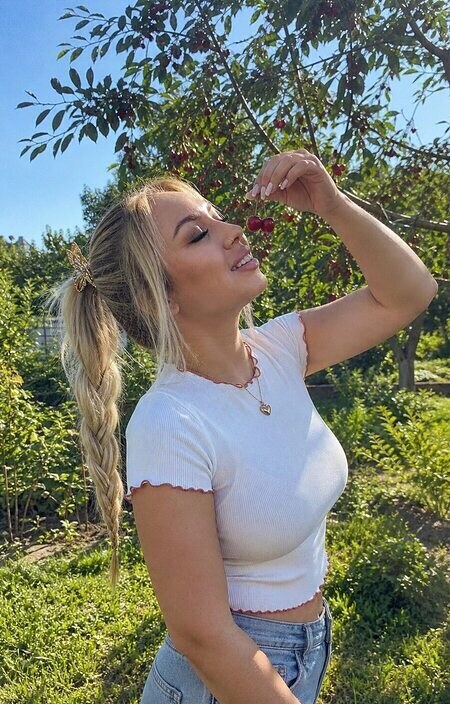 Мила