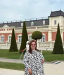 Оля
