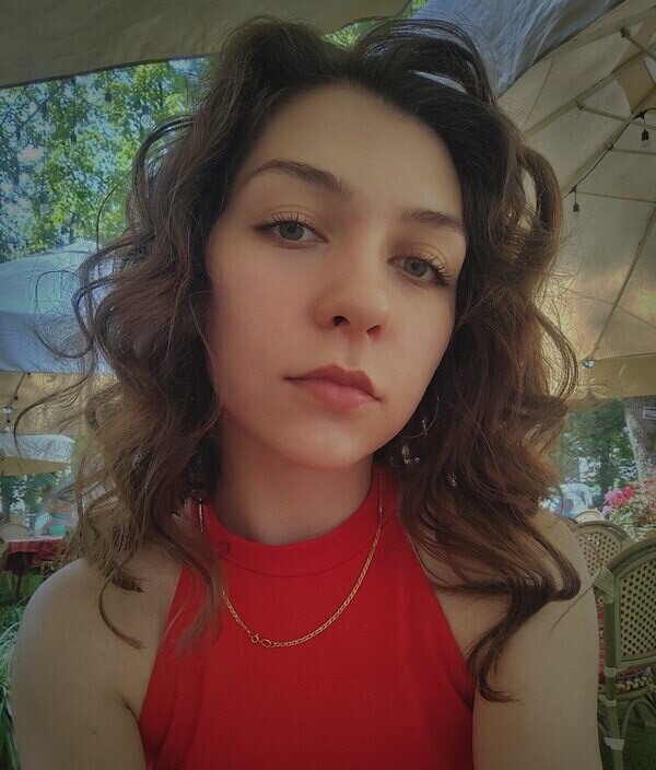 Полина