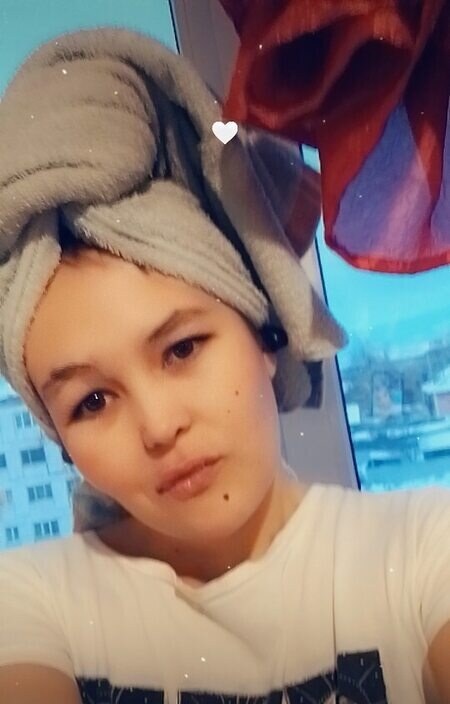 Валя
