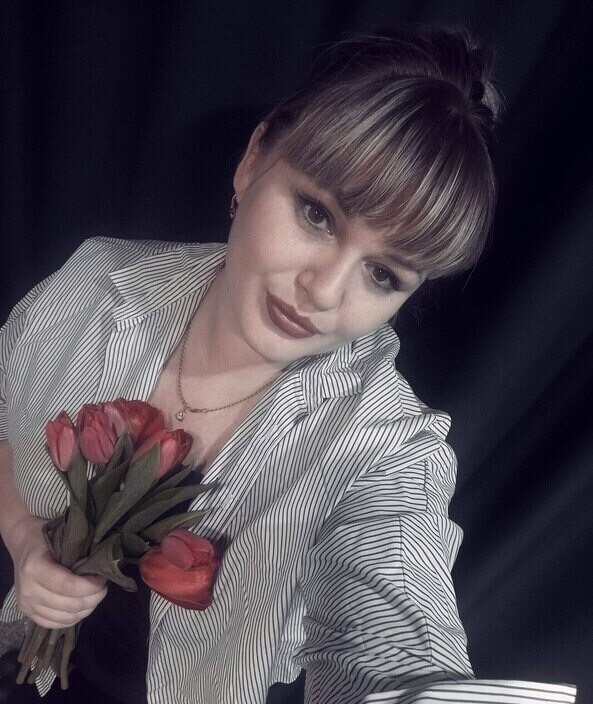 Аня