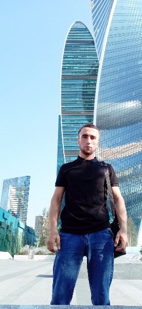 Максим Эшматов