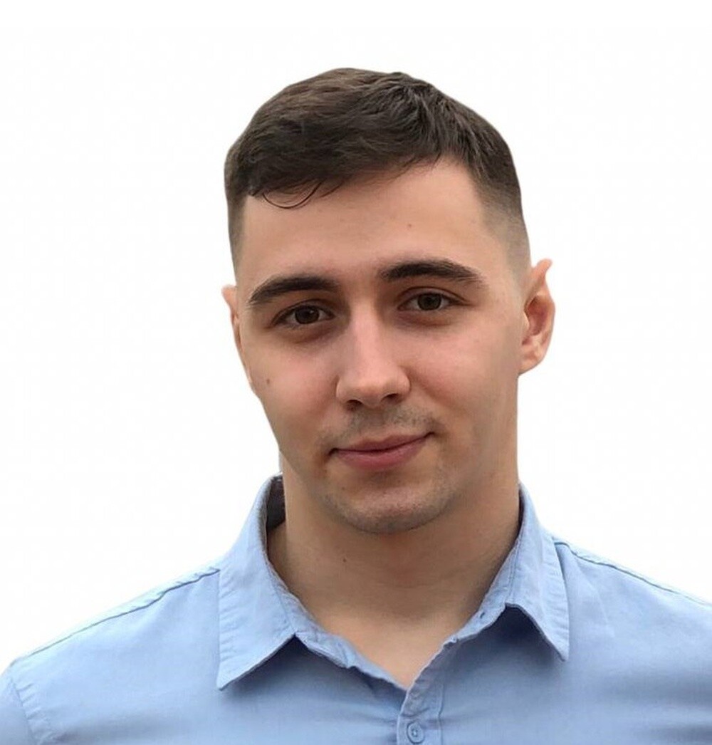 Максим